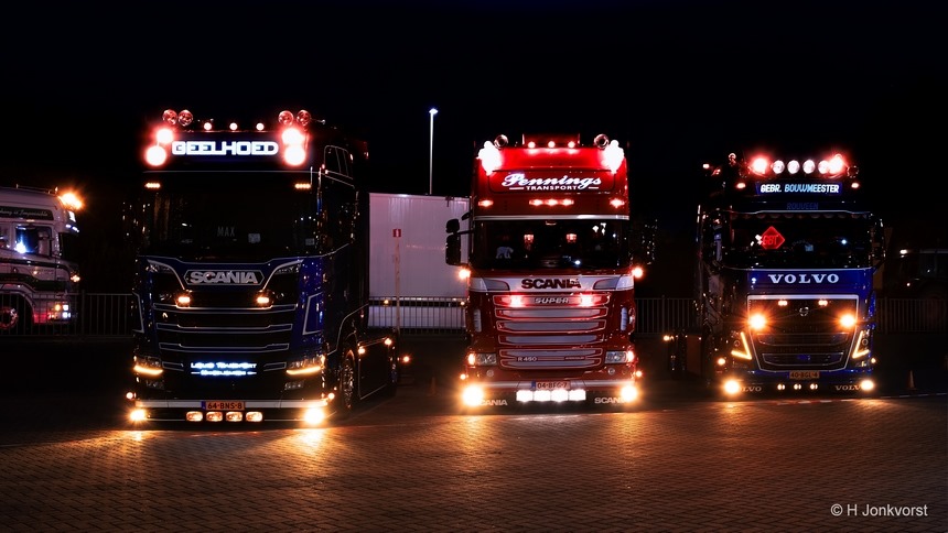nacht van de truckers, truckersdag Staphorst 2022, truckersdag, Staphorst, verlichting truck, vrachtwagen, Truckersfeestje, Fujifilm XT2, Fujifilm XF 8-16mm f2.8 R LM WR, Fotografie, Foto, Photography, Photo 